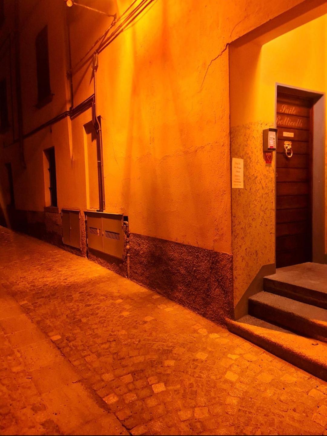 Suite Caravaggio Albavilla Esterno foto